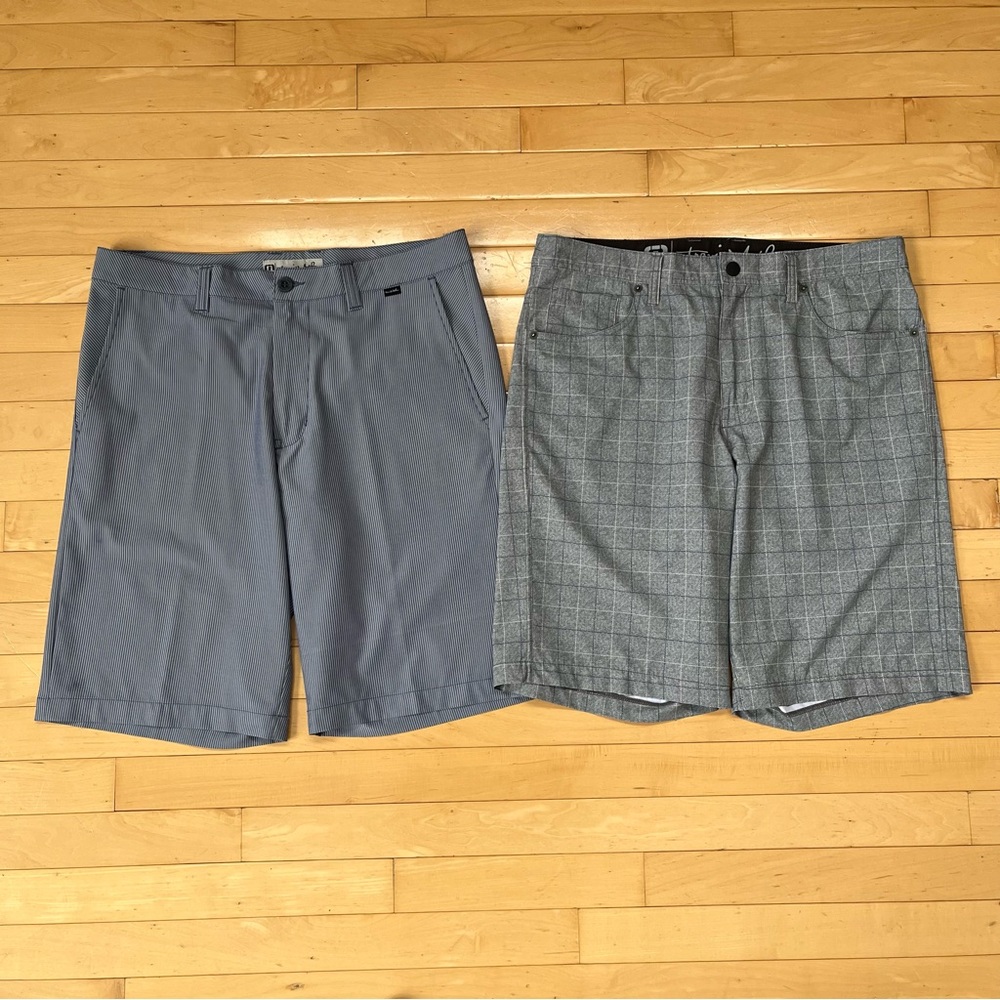 Travis Mathew Grey Golf Shorts Lot of 2 Men’s Size 32
